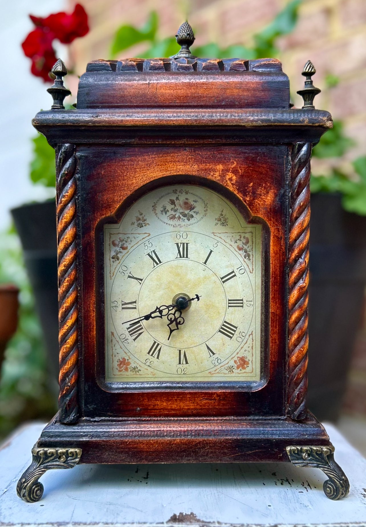 Antique Style Wooden Mantle Clock