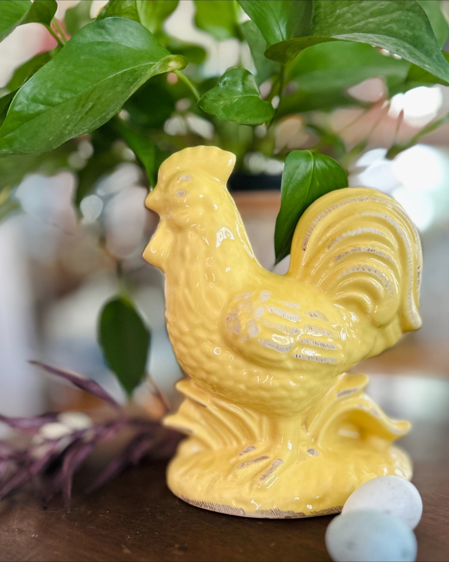 Vintage- Style Yellow Ceramic Farmhouse Chicken
