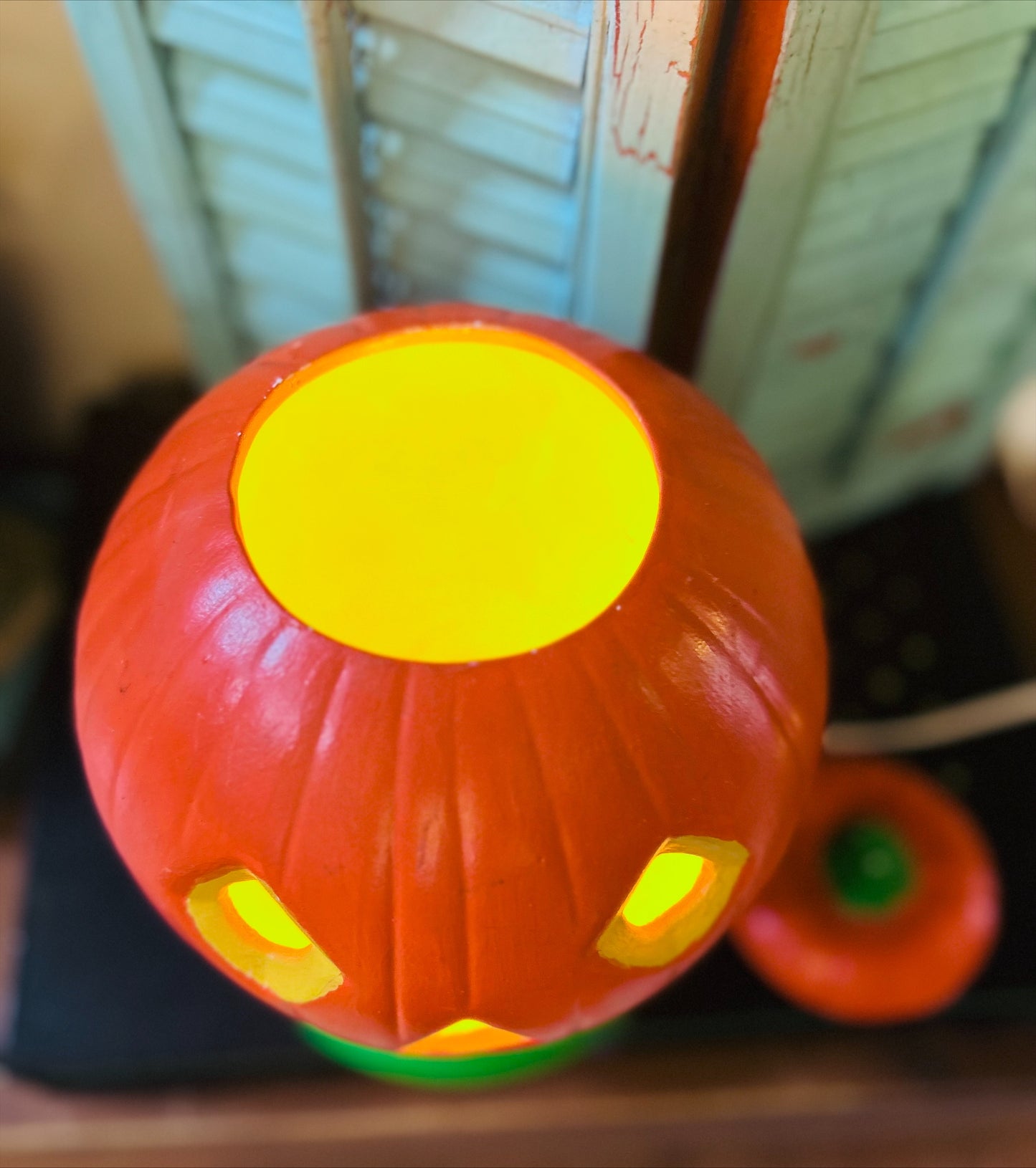 Vintage Ceramic 1960's-1970's Jack-O'-Lantern Lamp with working light.