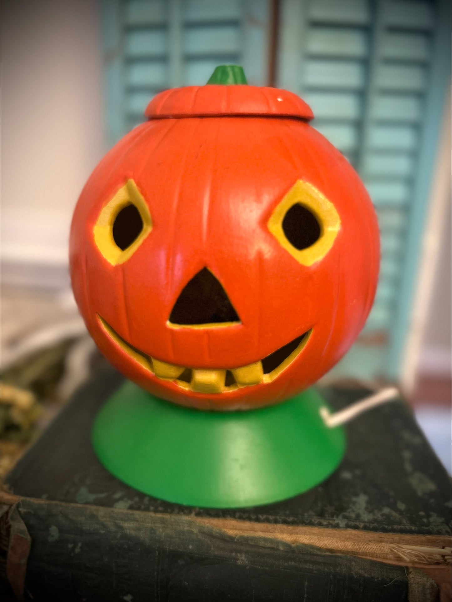 Vintage Ceramic 1960's-1970's Jack-O'-Lantern Lamp with working light.