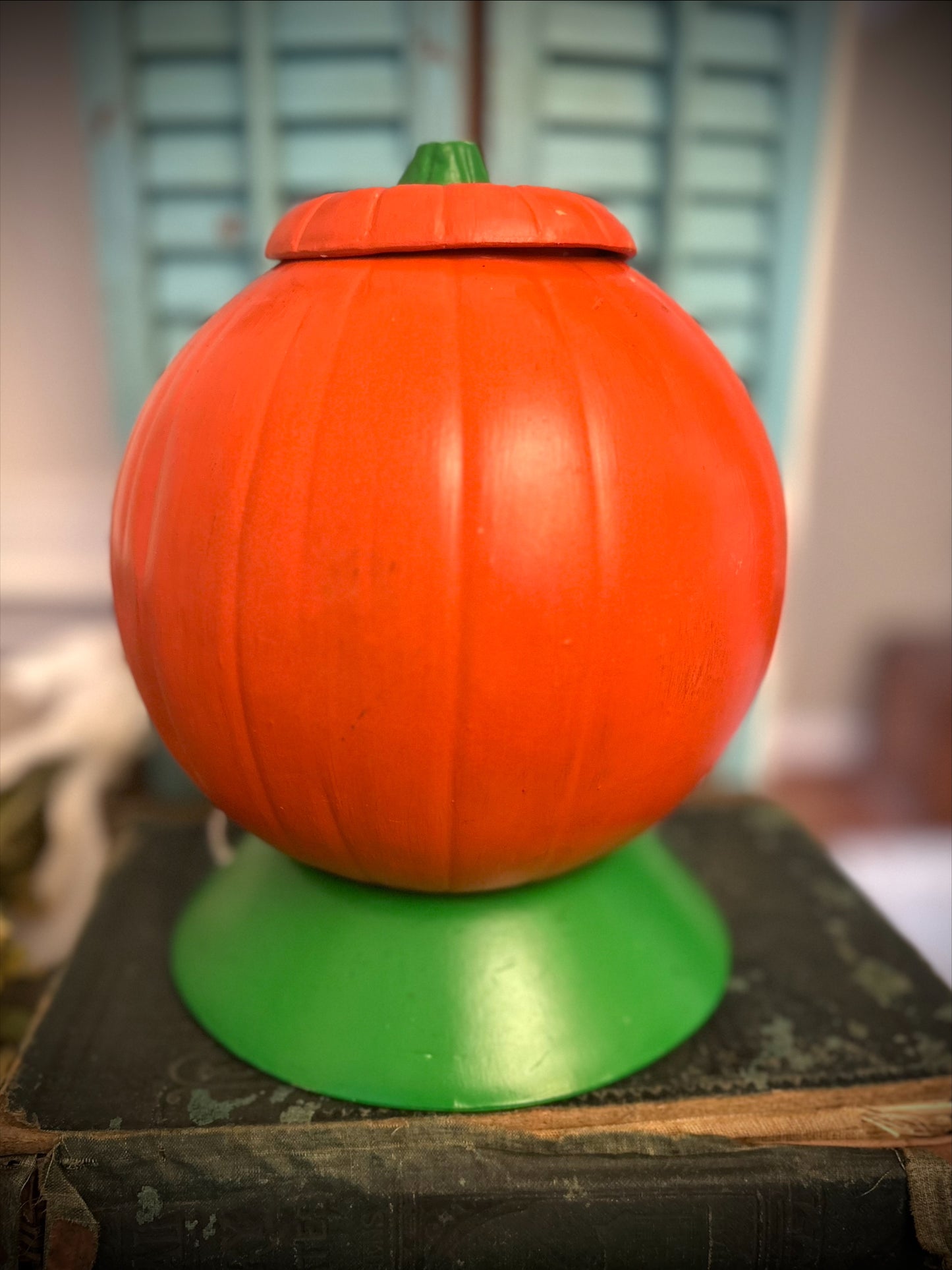 Vintage Ceramic 1960's-1970's Jack-O'-Lantern Lamp with working light.