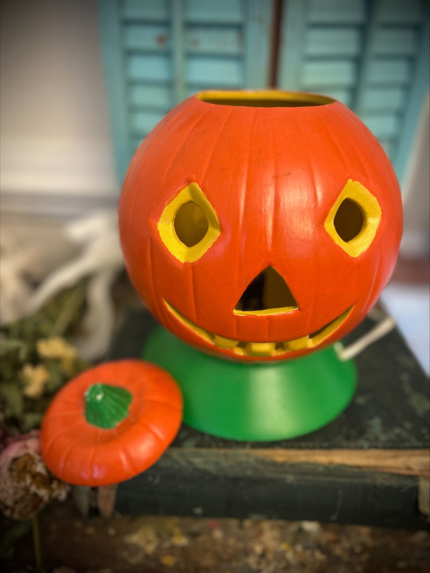 Vintage Ceramic 1960's-1970's Jack-O'-Lantern Lamp with working light.