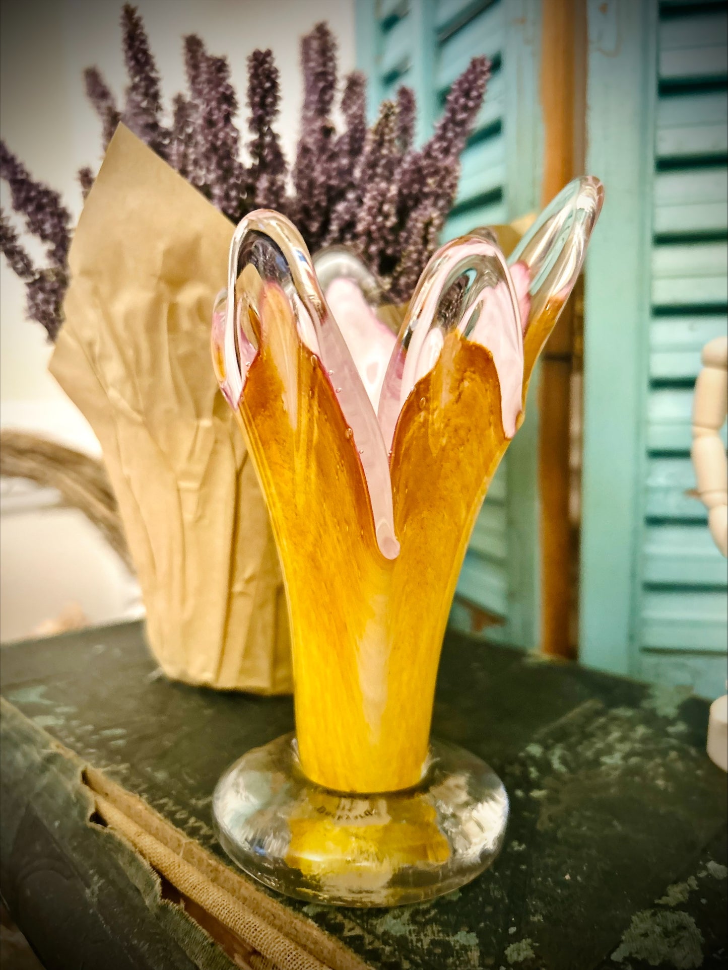 Small Vintage Hand-Blown Yellow and Pink Glass Vase.