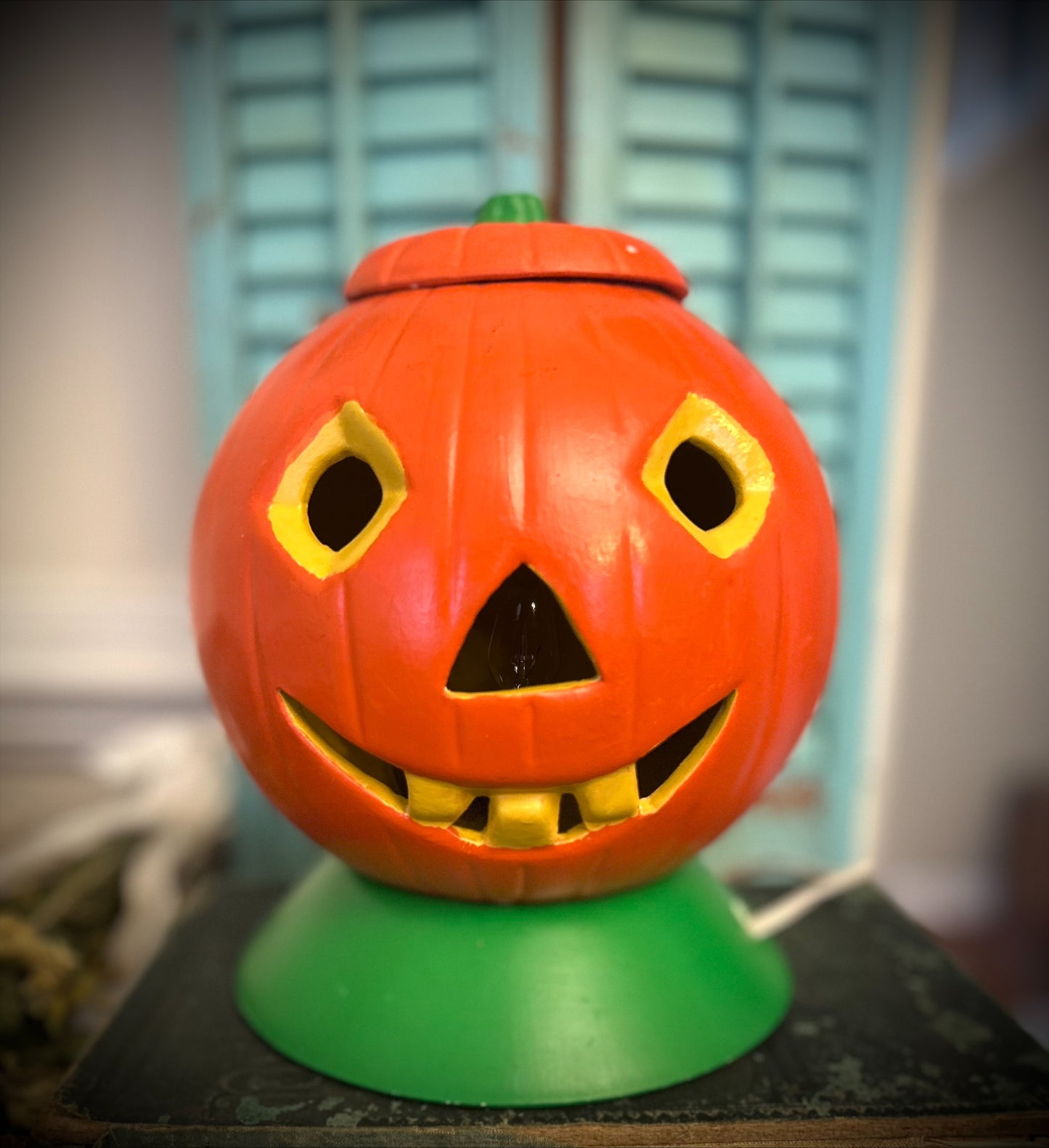 Vintage Ceramic 1960's-1970's Jack-O'-Lantern Lamp with working light.