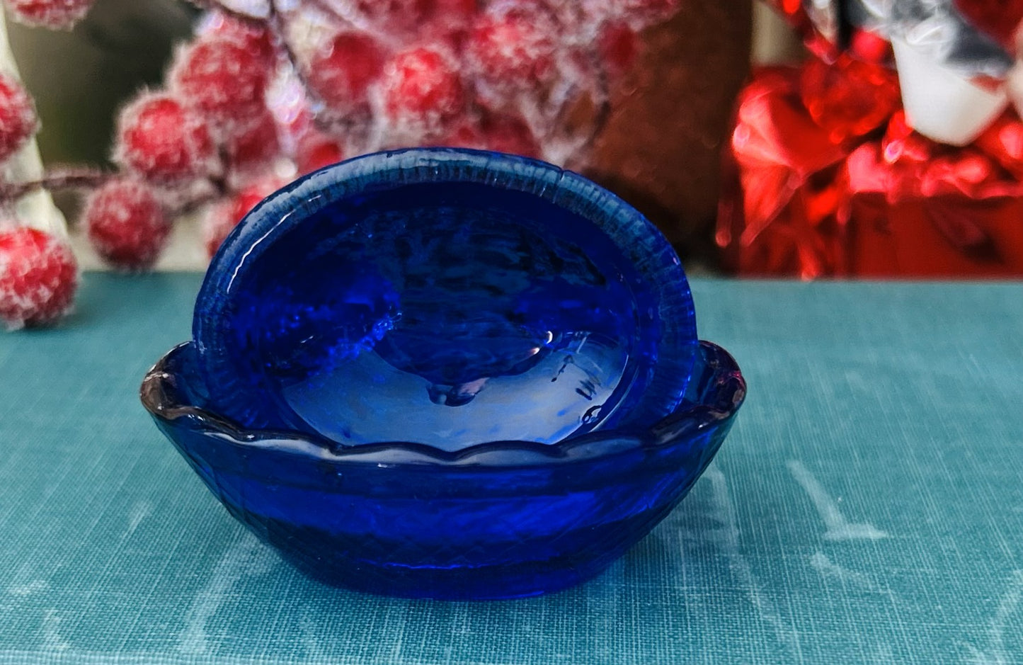 Vintage Glass Mini Hen on Nest Cobalt Blue