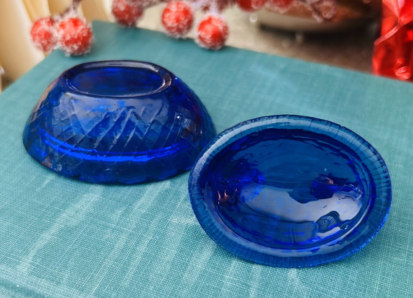 Vintage Glass Mini Hen on Nest Cobalt Blue