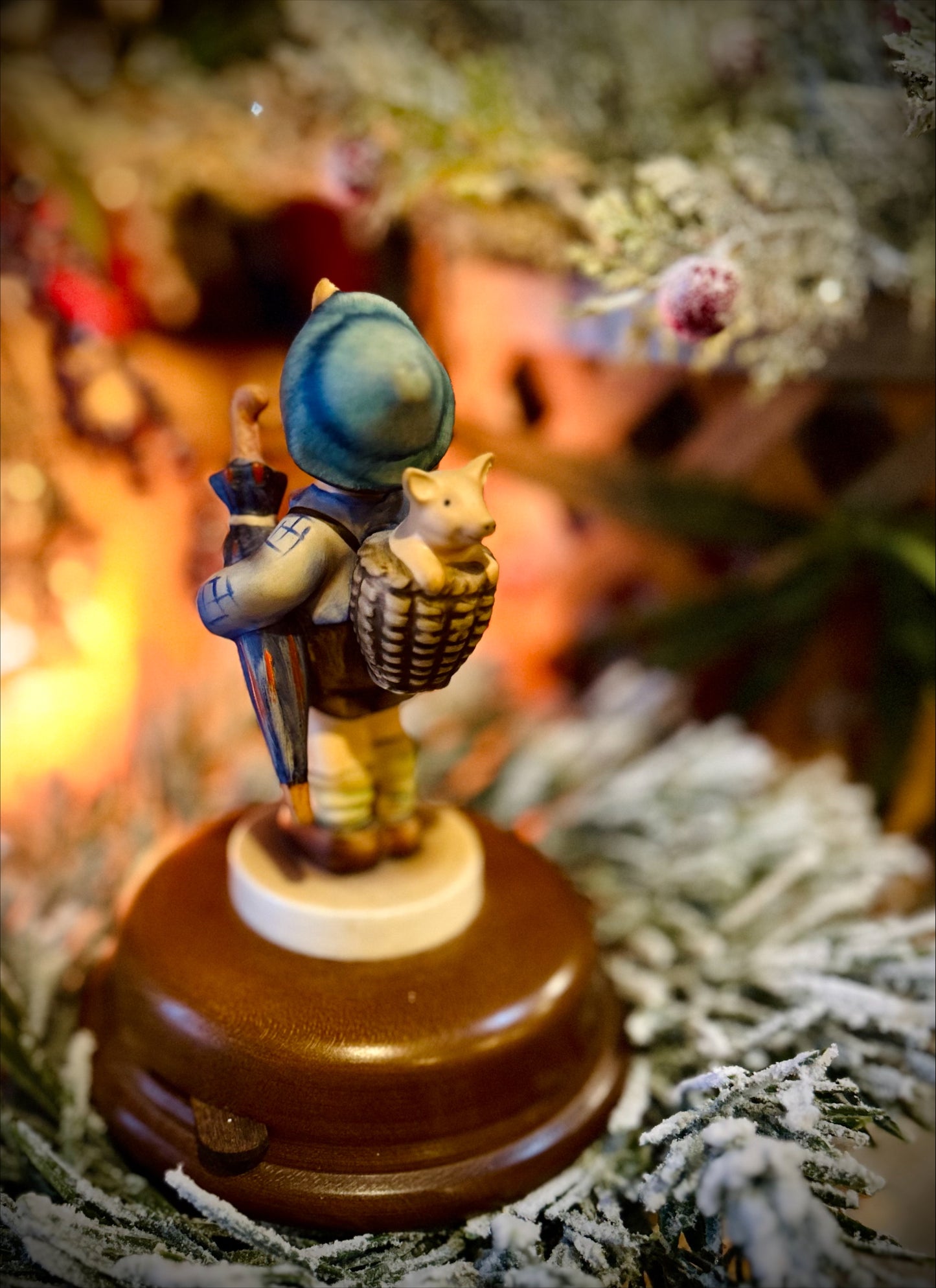 Reuge Swiss Music Box-Home from Market Figurine. with original sticker on base.