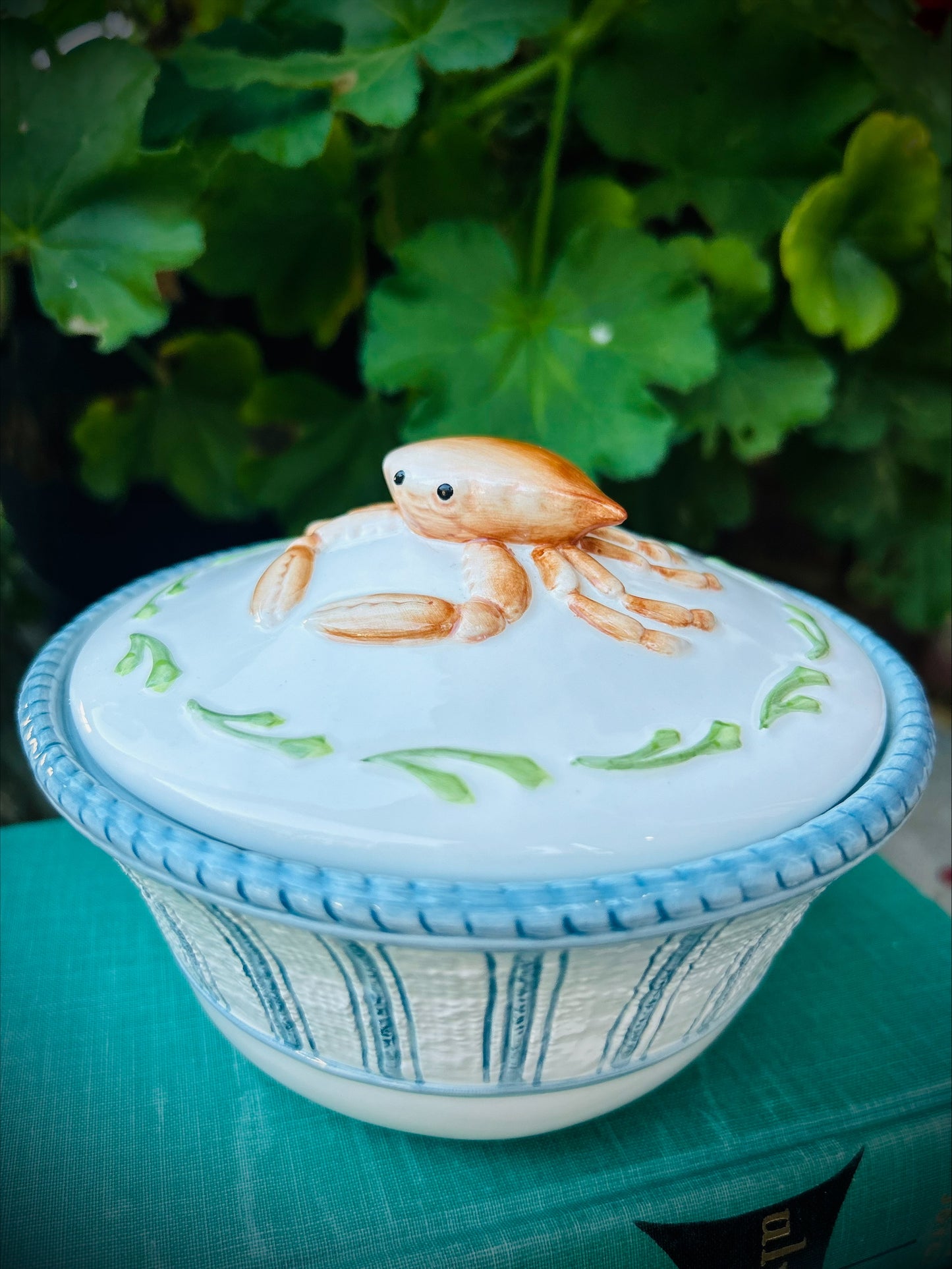 Fitz and Floyd Classics Seaboard Bowl with Lid