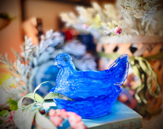 Cobalt Blue "Swirl" Hen On Nest