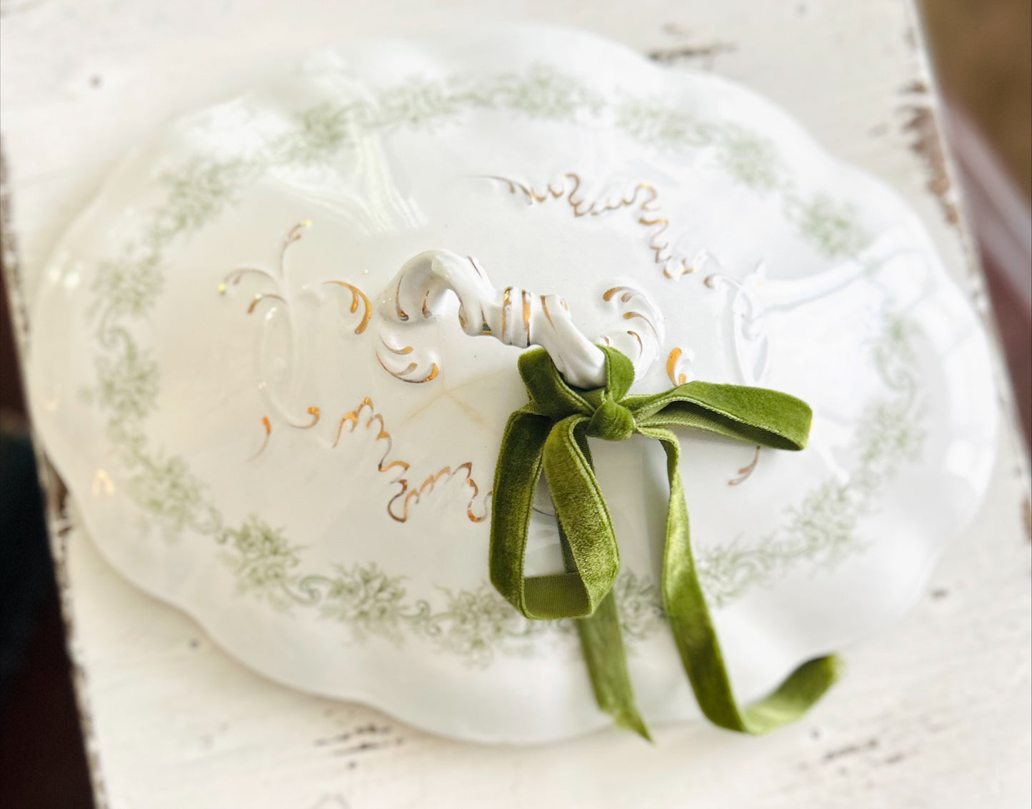 J&G Meakin Europa Semi-Porcelain Soup Tureen
