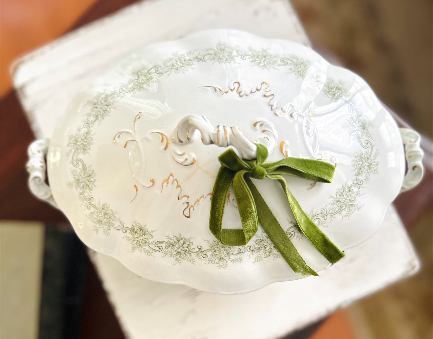 J&G Meakin Europa Semi-Porcelain Soup Tureen
